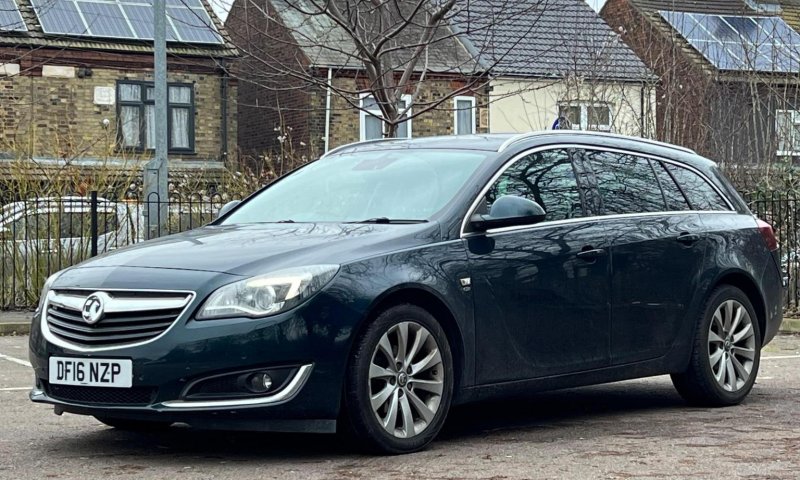 VAUXHALL INSIGNIA