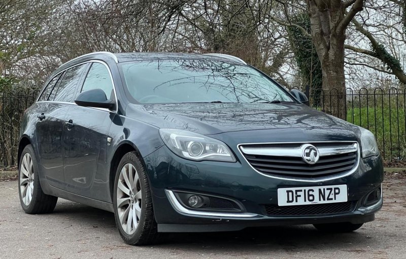 VAUXHALL INSIGNIA