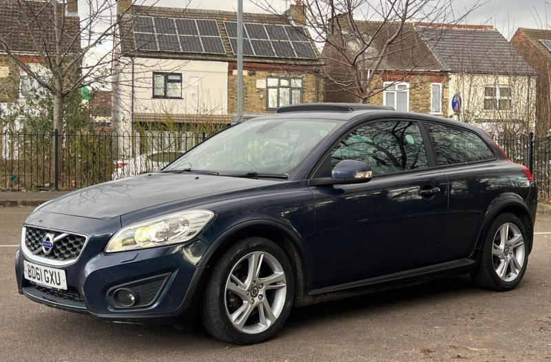 VOLVO C30