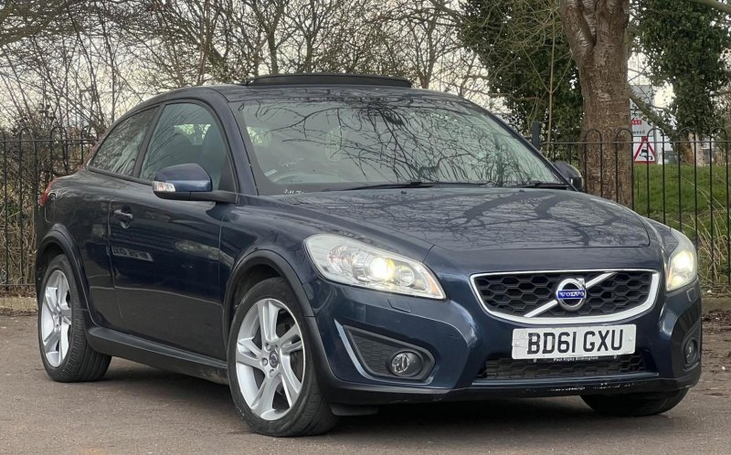 VOLVO C30