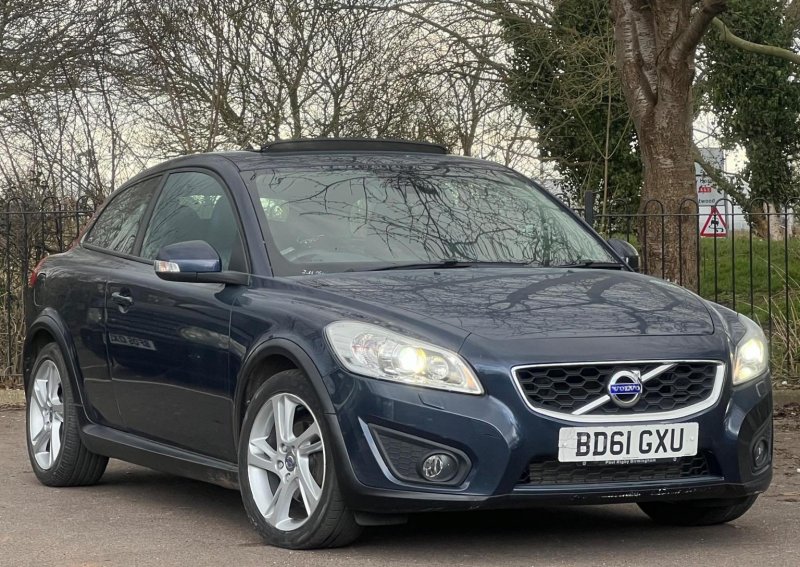 VOLVO C30