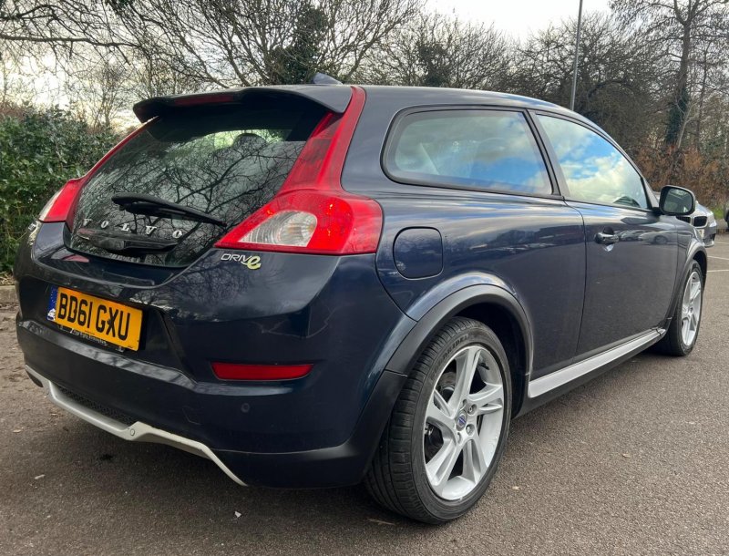 VOLVO C30